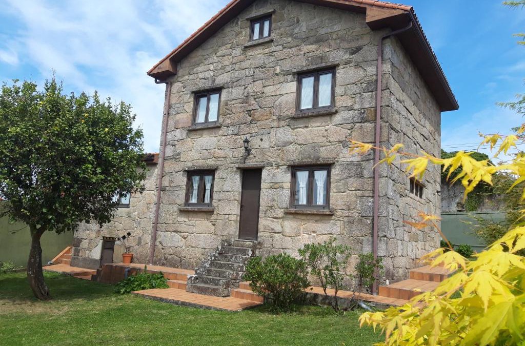Ames House | Casa Camino Santiago-Fisterra