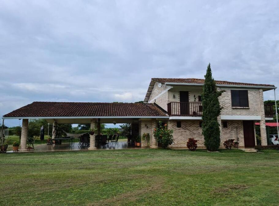 Cali House | Casa Campestre en Cali