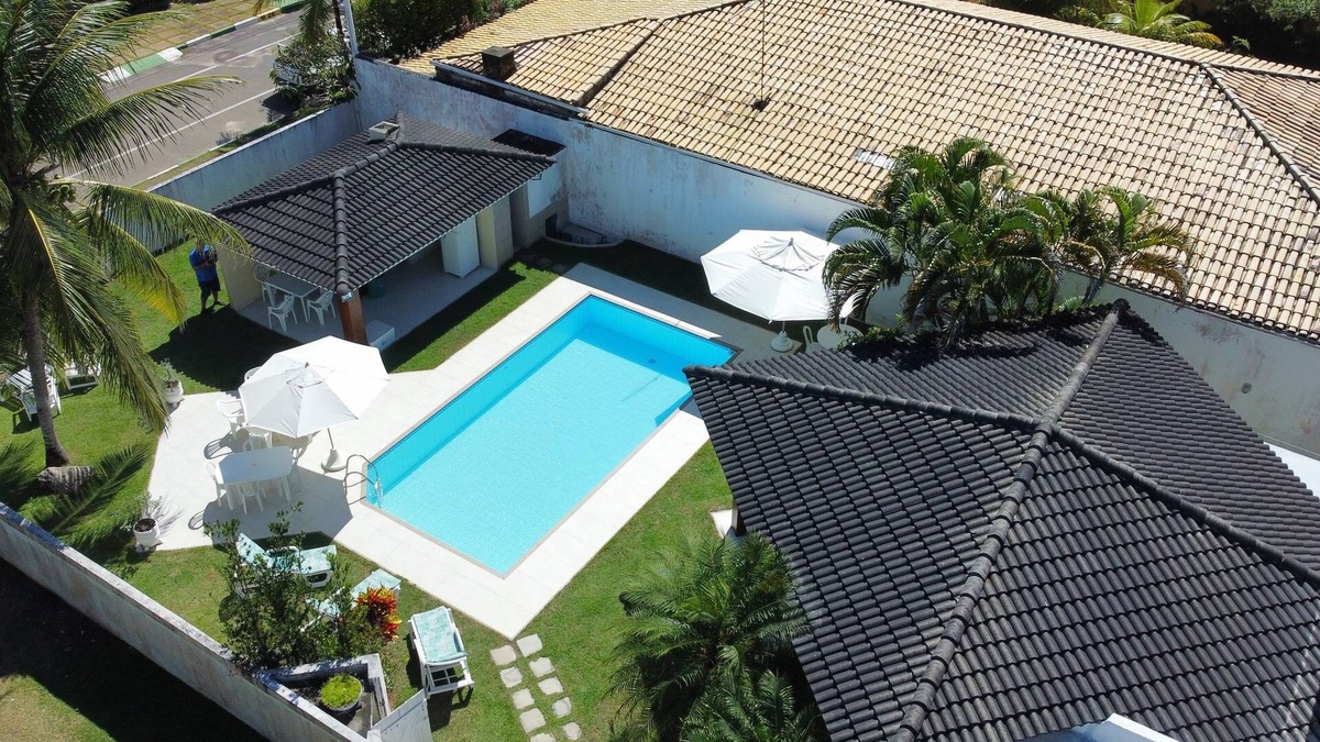 Parafuso House | Casa Canto do Mar Guarajuba, between the beach and the lagoon