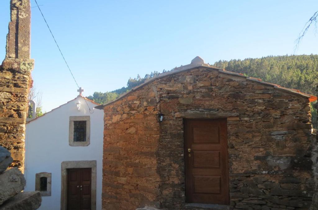 Gois House | Casa Capela - Casas do Sinhel