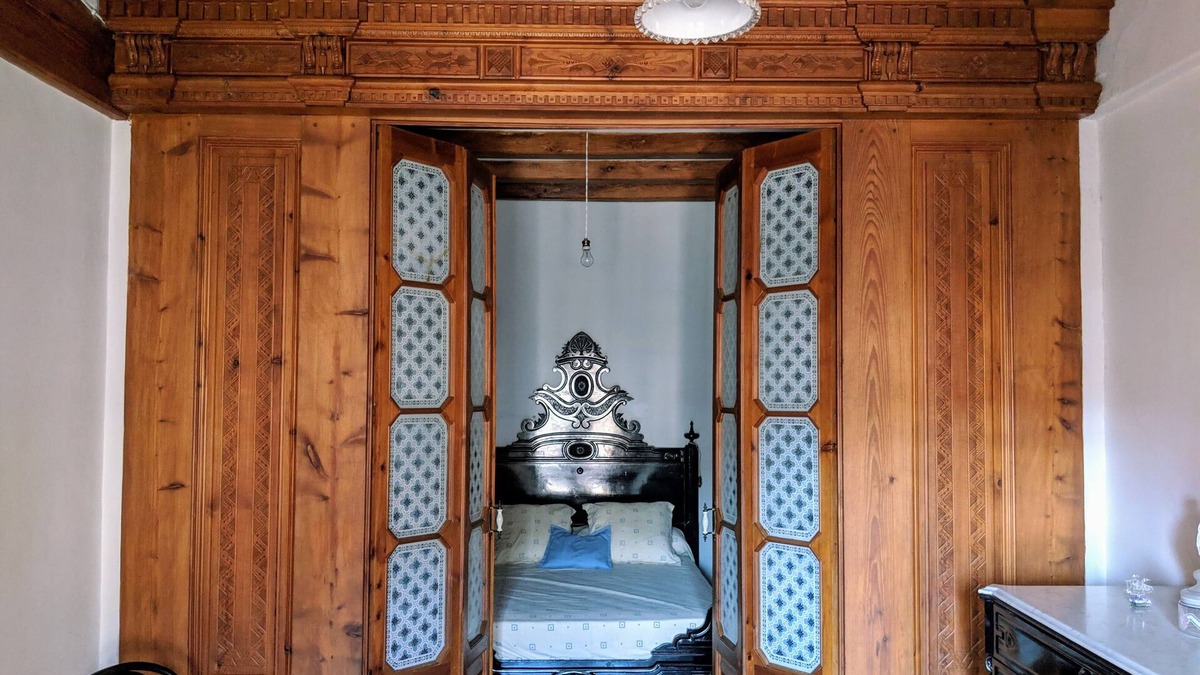 Tivissa House | Casa Cedó - Traditional townhouse in the heart of La Serra d'Almos