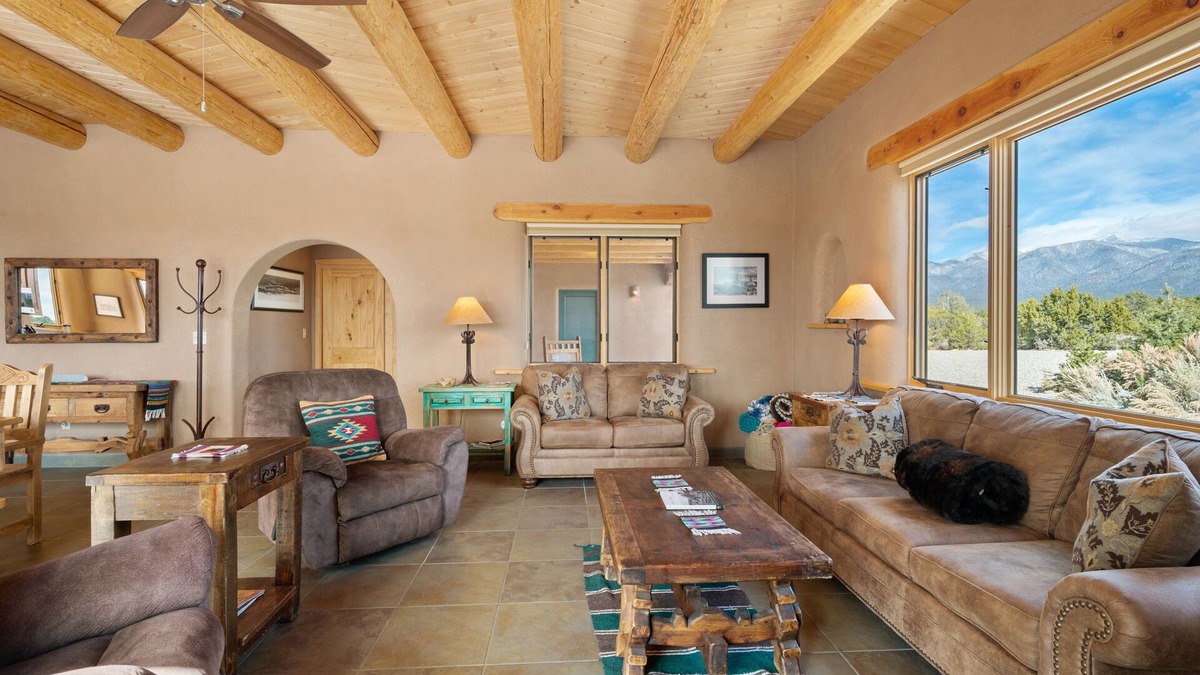 Taos House | Casa Cielo | New Desert Hideaway | Mountain View, Custom Décor, Hot Tub