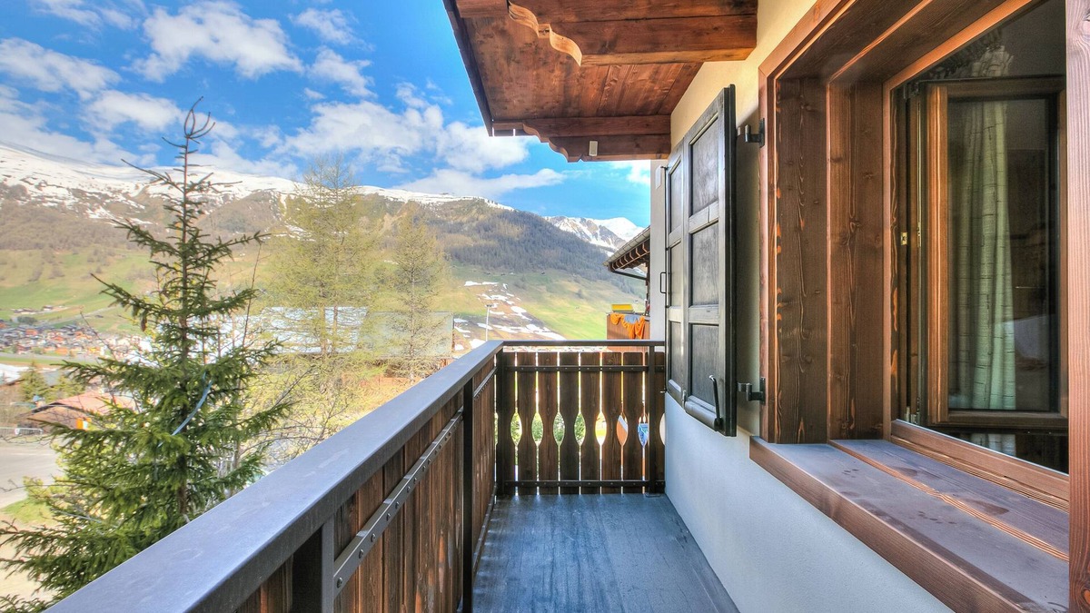 Teola Apartment | Casa Ciuk, Livigno, Italy