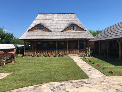 Ocna Sugatag House | Casa Colț din Maramureș - Old Traditional House