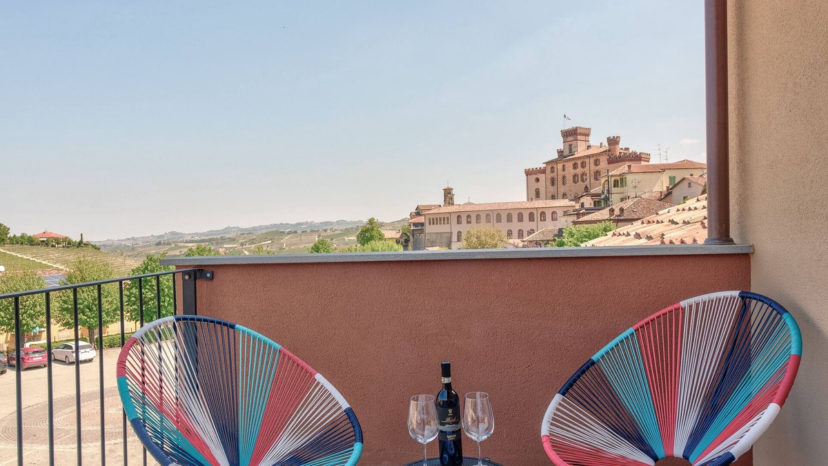 Barolo Apartment | Casa Colbert Barolo, Unit 5