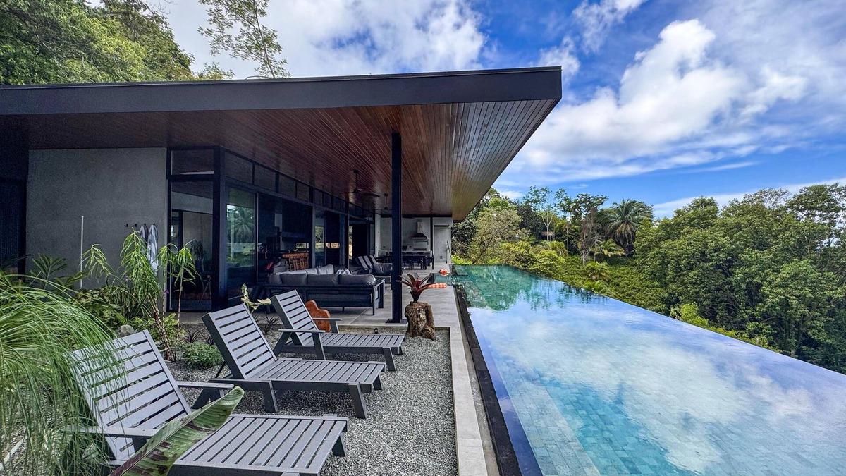 Savegre House | Casa Colibrí – Luxury Ocean-&-Jungle Villa - Amazing Views!