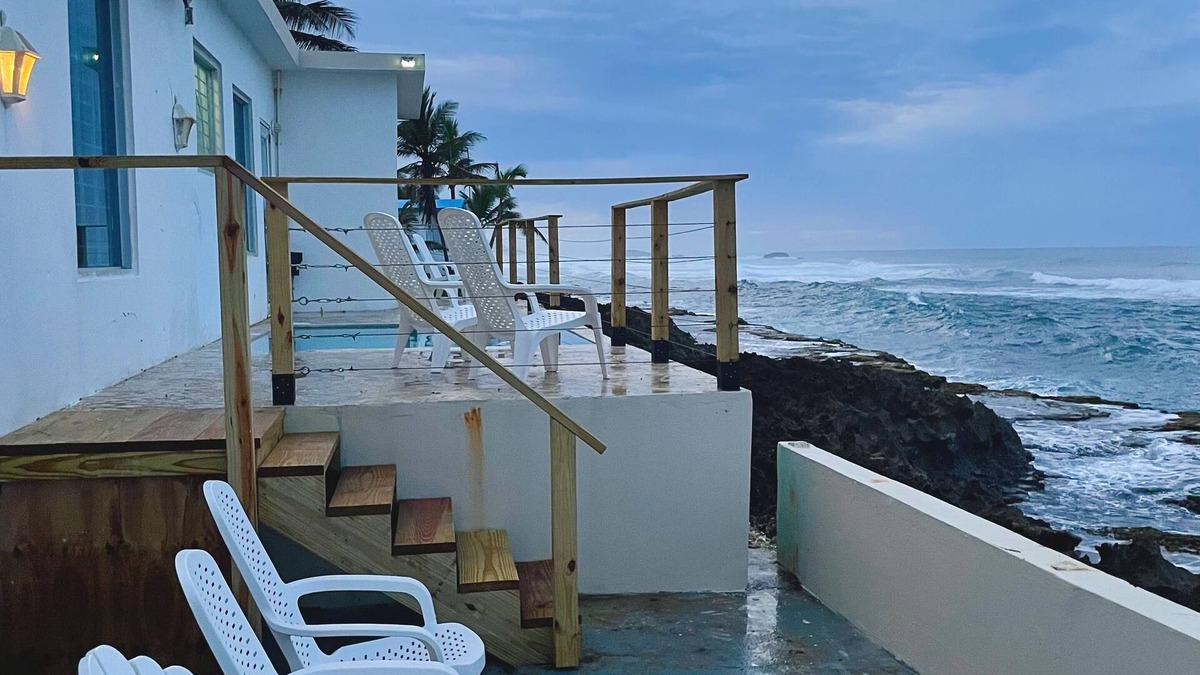 Islote Cabin | Casa Colibrí