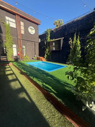 Villa Alemana House | Casa Colmena