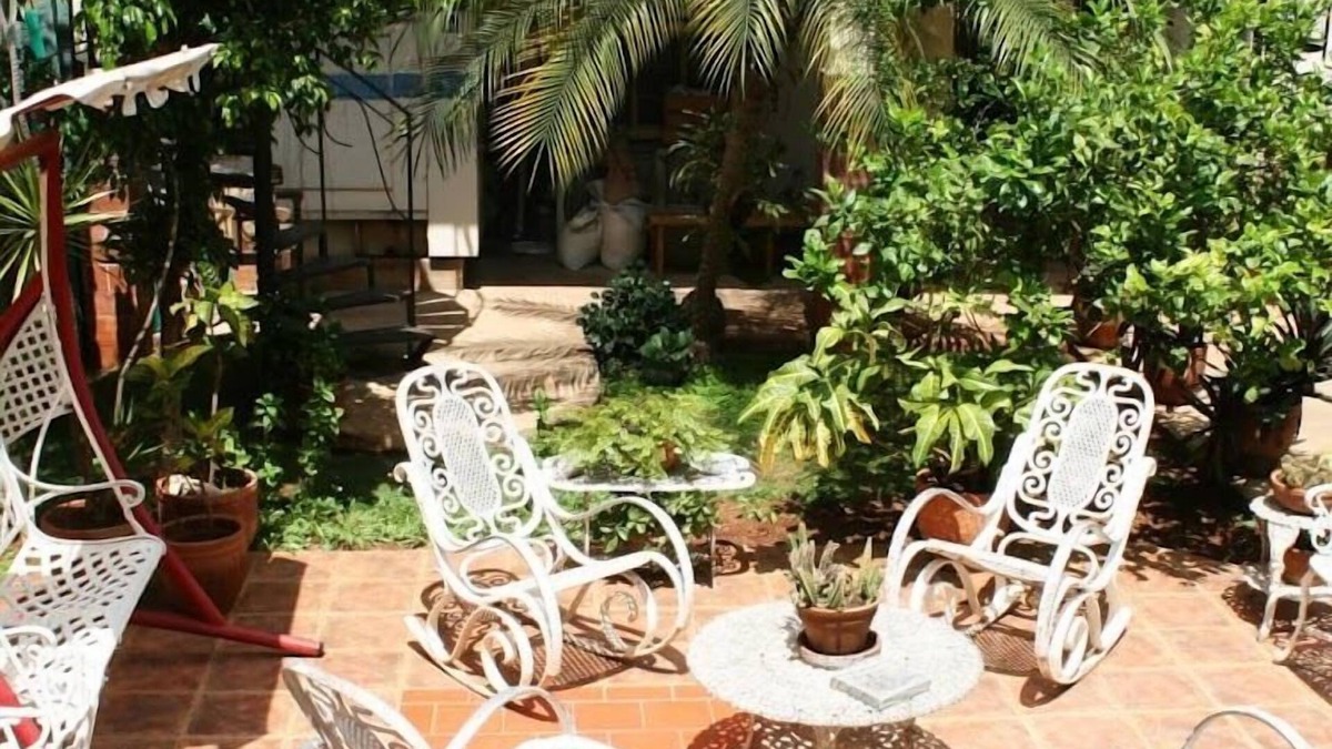 El Vedado Hotel | Casa Colonial Mario