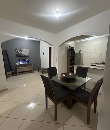 Havai House | Casa com 2 quartos perto do Buritis