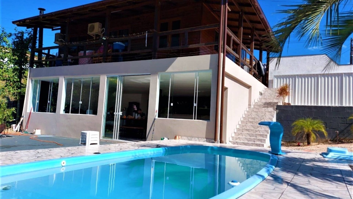 Governador Celso Ramos House | Casa com Piscina em Governador Celso Ramos/SC