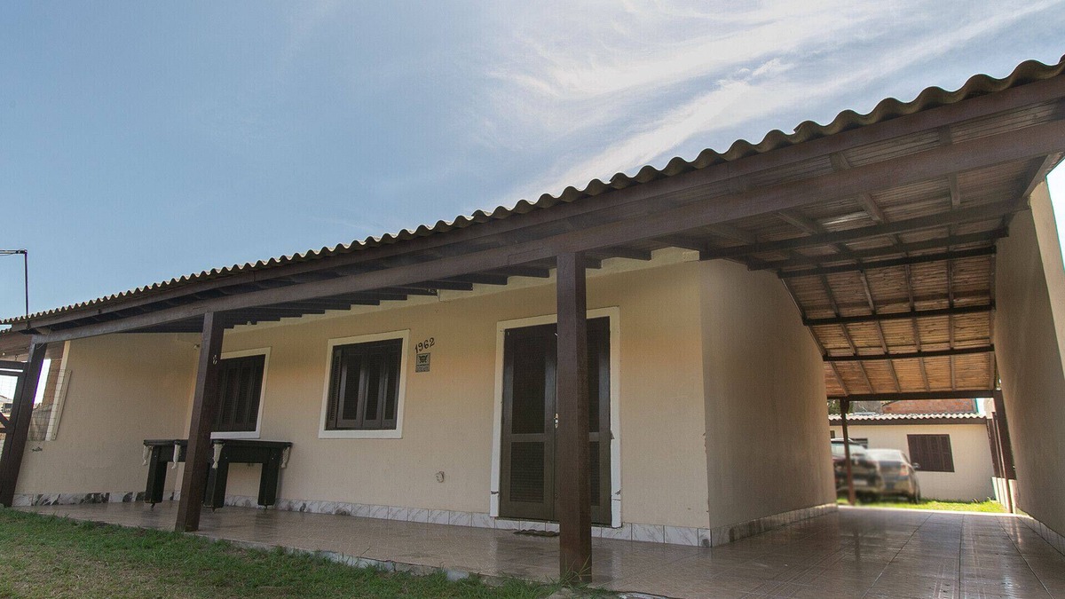 Cidreira House | Casa com churrasqueira próx à Praia de Cidreira/RS