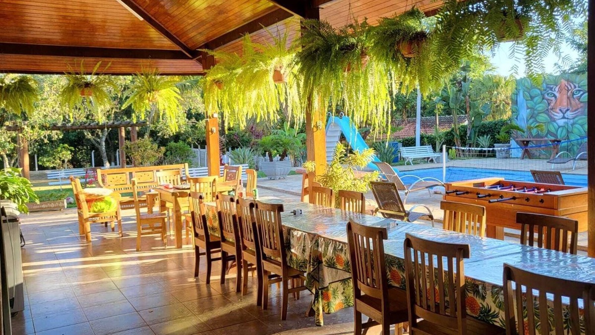 Tiete House | CASA COMPLETA 7 SUITES QUADRA BEACH TENNIS PISCINA AQUECIDA