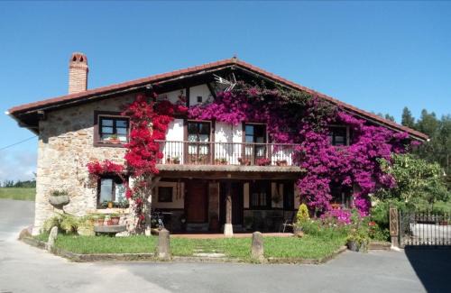 Ea House | Casa con jardín y terraza privados, cerca del mar