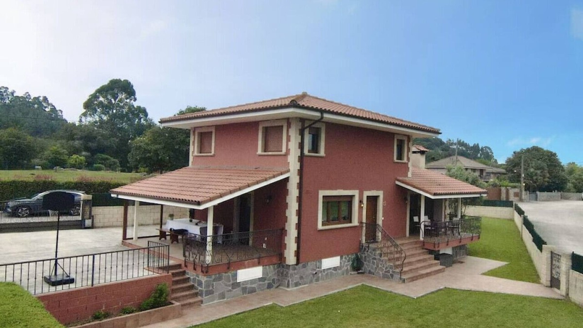 Castillo Siete Villas Ski Chalet | Casa con jardin - El Magnolio 7802