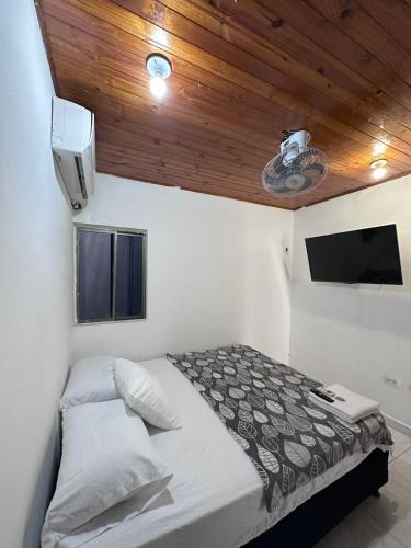 Monteria Apartment | Casa con tres dormitorios y garaje