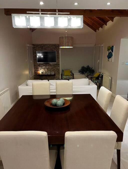 Esquel House | Casa Conesa, cálida súper confortable hasta 7 personas