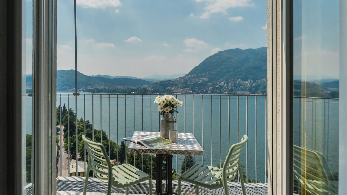 Blevio Apartment | Casa Corbu - Two Bedroom Apartment, Sleeps 6