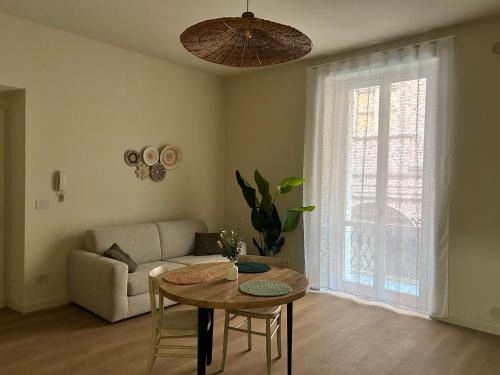 Nizza Monferrato Apartment | Casa Crova