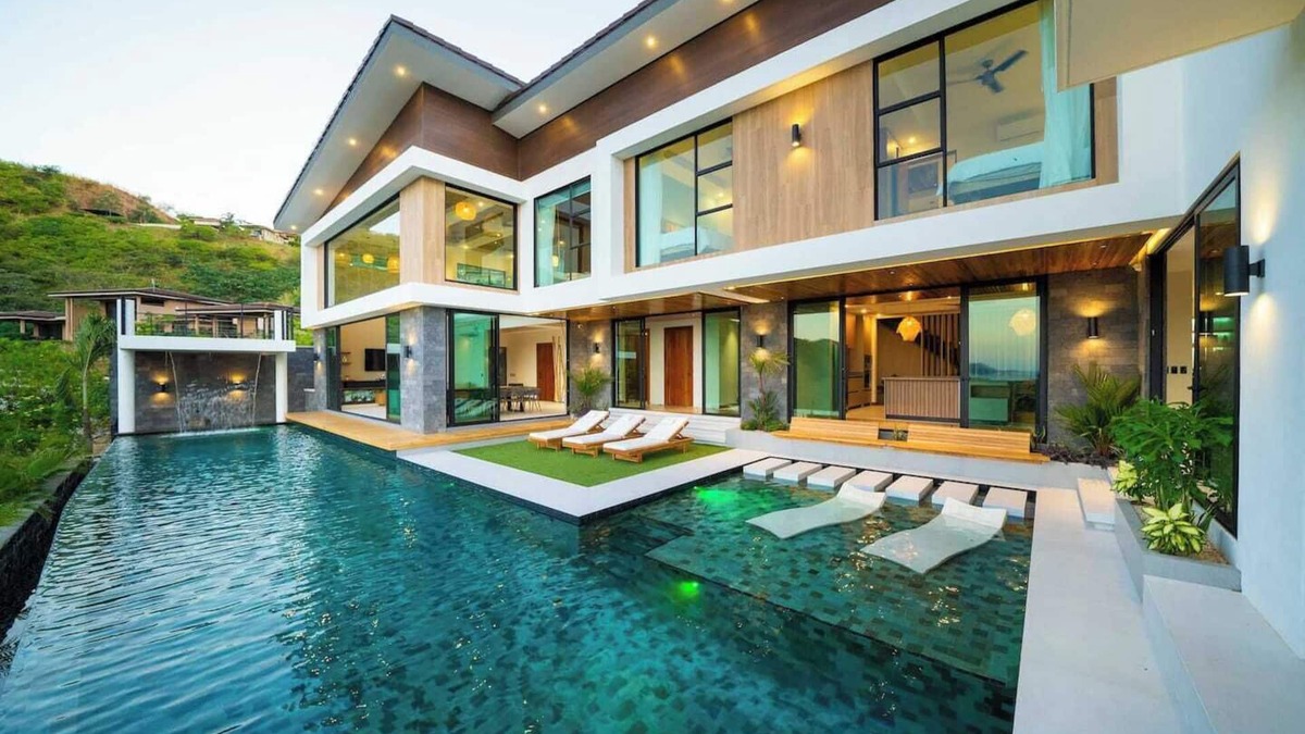 Santa Barbara House | Casa Crystal is a Stylish ocean-view home for 12 Private pool Perfect for families & groups