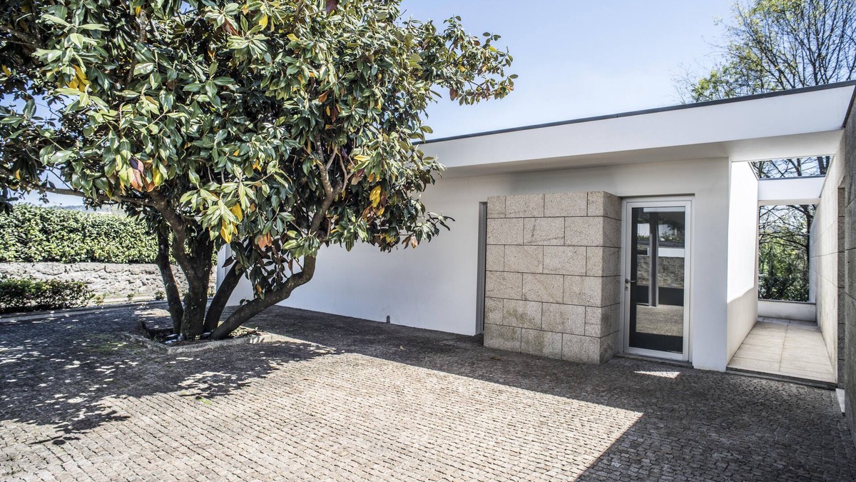 Portela House | Casa da Magnólia