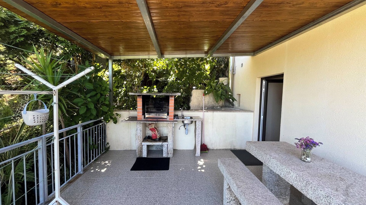 Cova Apartment | Casa de Casarelhos - T2 - Wifi - River and mountain views - Serra do Gerês