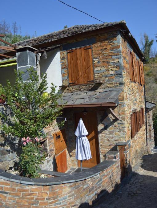 Alvarenga House | Casa da Arvore - Paradinha