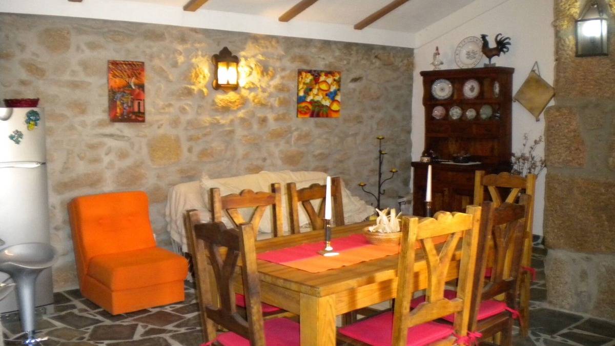 Bemposta Cottage | Casa da Bemposta (former haystack)