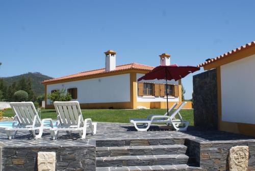 Nossa Senhora do Pranto House | Casa da Eira em Dornes - Casa de campo familiar com piscina
