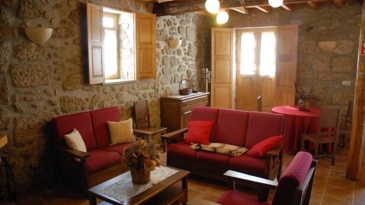Seia Cottage | Casa da Moreia for 10 people