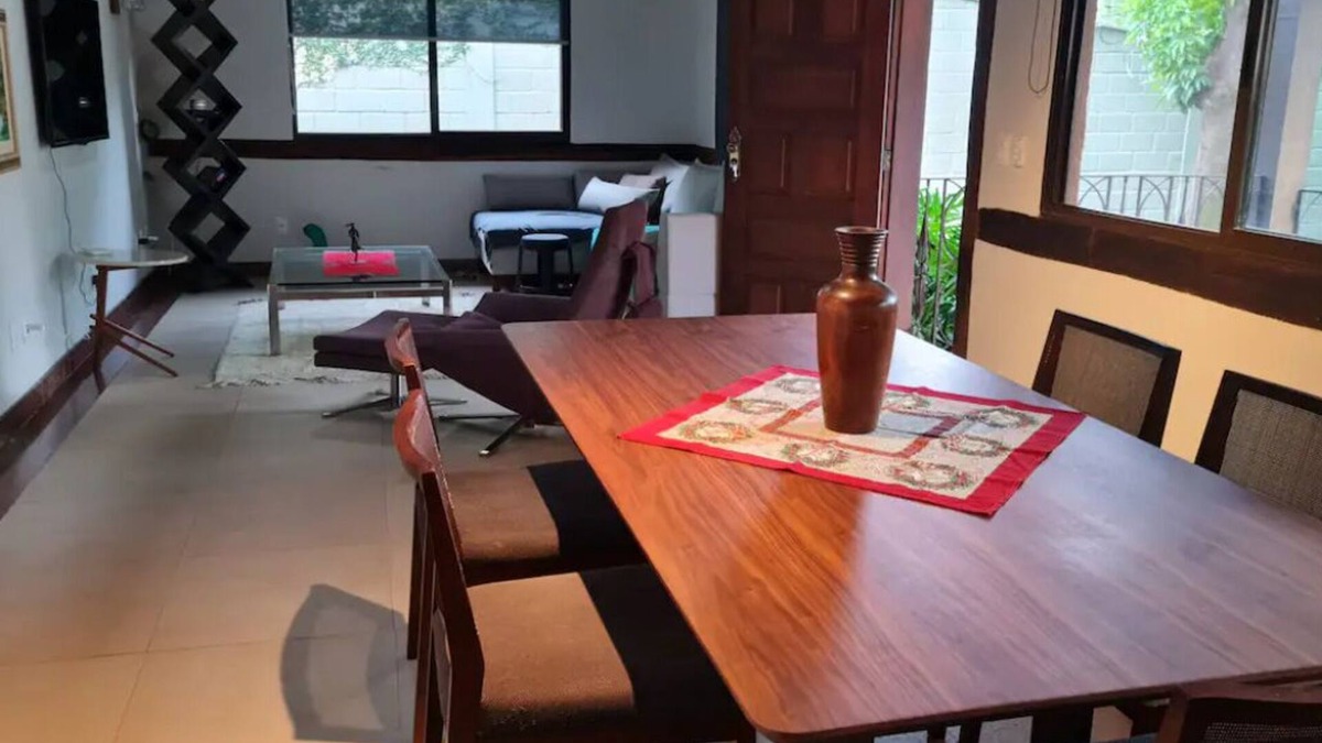 Enseada das Garcas House | Casa da Pampulha: Piscina com spa e Espaço Gourmet
