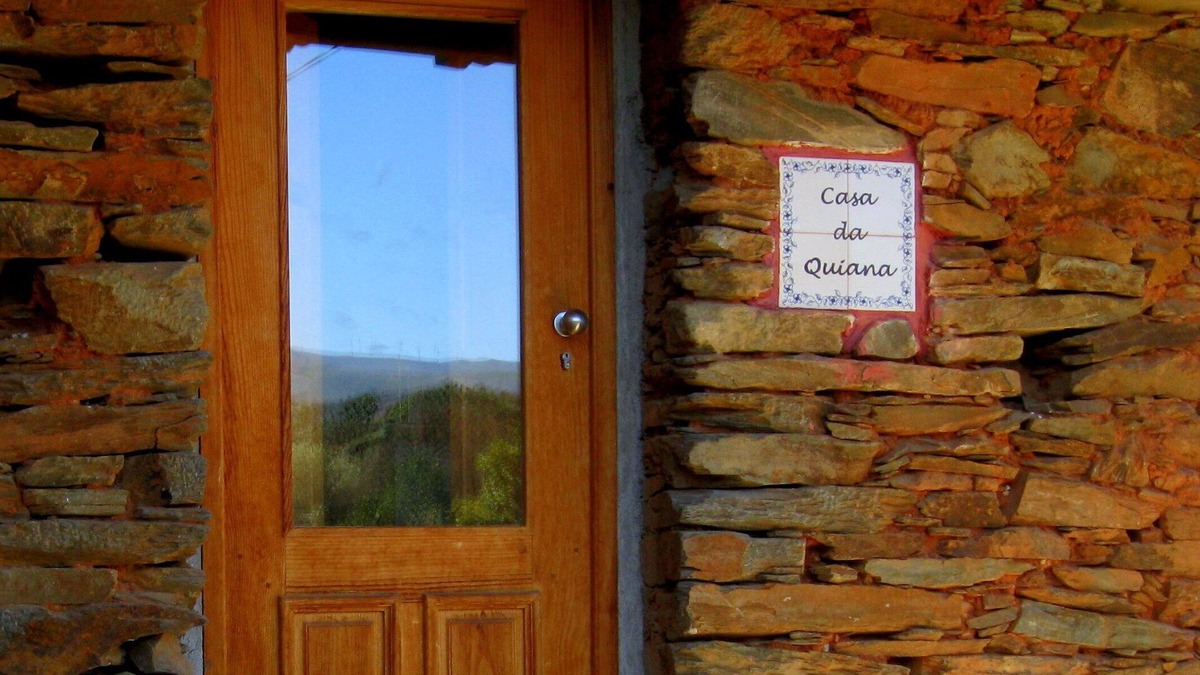 Moitas House | Casa da Quiana - cozy and comfortable