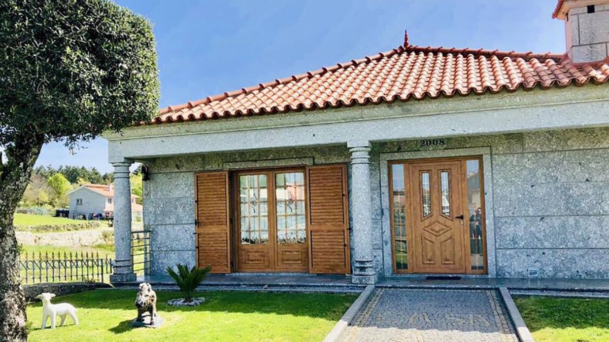 Celorico de Basto House | Casa da Quinta da Prelada any comfort, Pool, Terrace, Big spaces, Fafe
