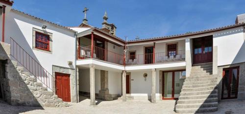 Mosteiro House | Casa da Torre