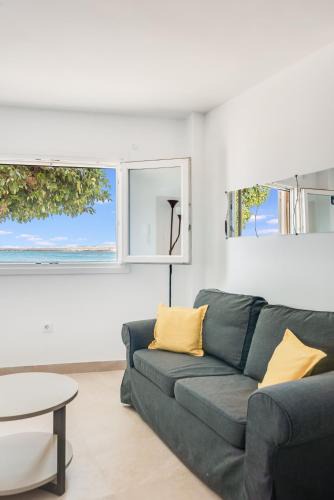 Playa de Arinaga Apartment | Casa Daura Playa de Arinaga Beach Front