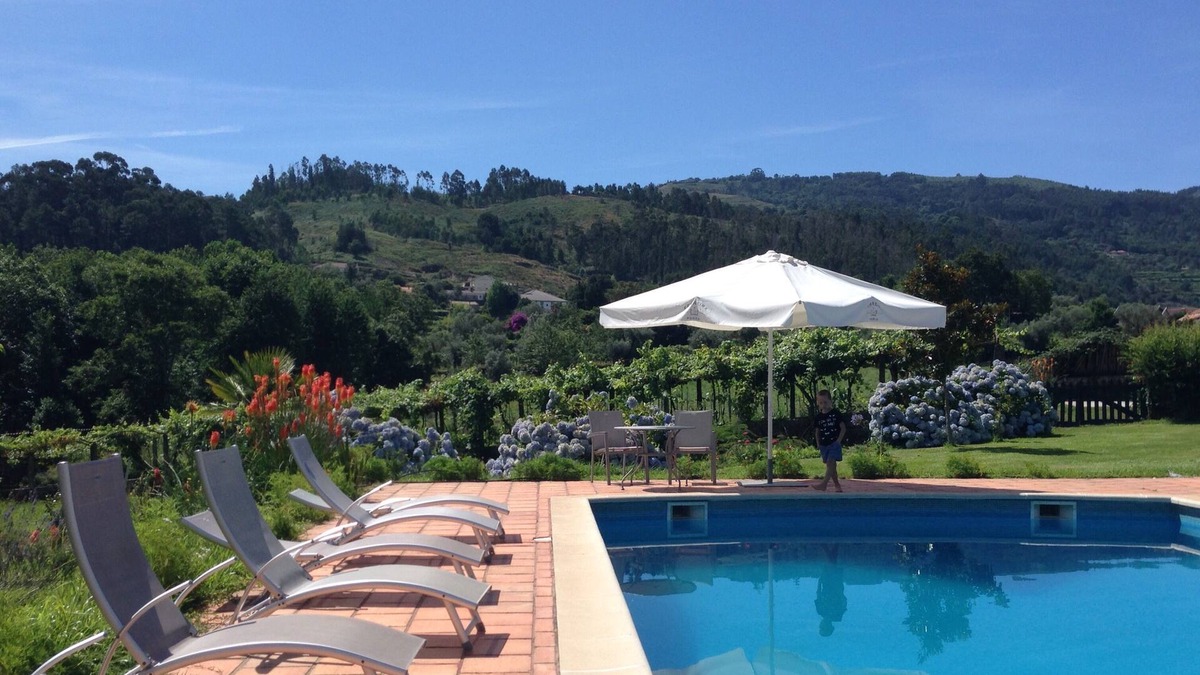Ponte de Lima Cottage | Casa de Abbades with 3 apartments, each for 4 people