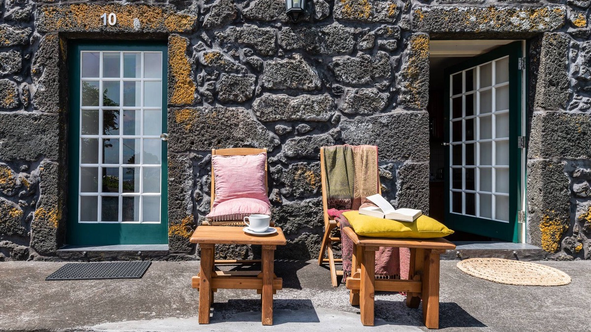 Sao Joao House | Casa de Basalto - Rustic Stone House