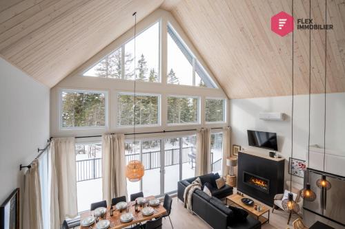 Shannon Ski Chalet | Casa de Campo/Luxury, Comfort & SPA near Quebec