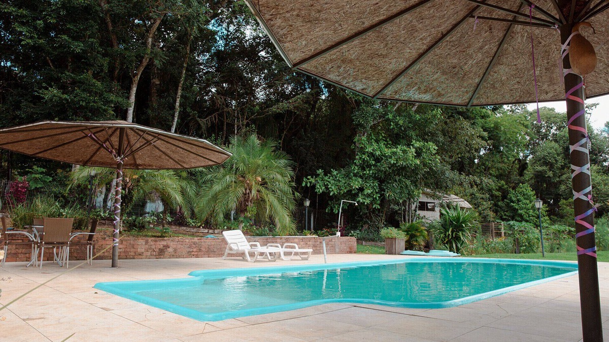 Vila da Trinta House | Casa de Campo com Piscina e lazer em Cascavel/PR