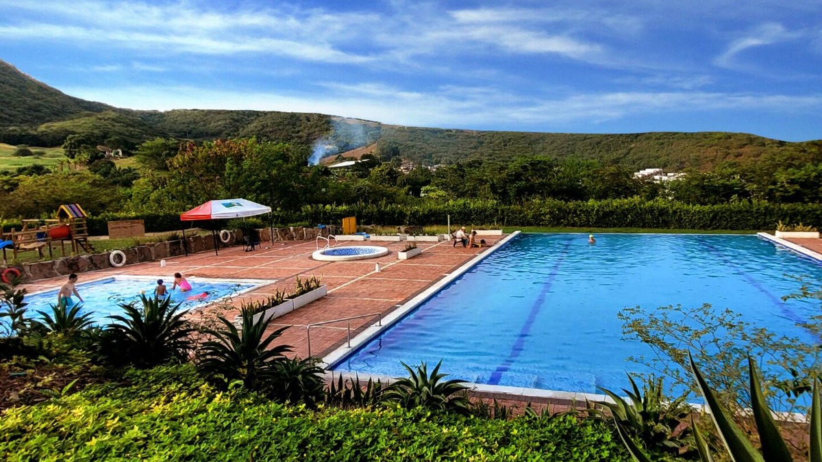 Anapoima House | Casa de Encanto en Anapoima con Piscina - A 3 min del centro