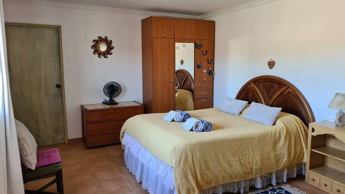 Barracao House | Casa de Férias no Campo, Lugar Para Relaxar Perto de Eventos e Praias do Algarve