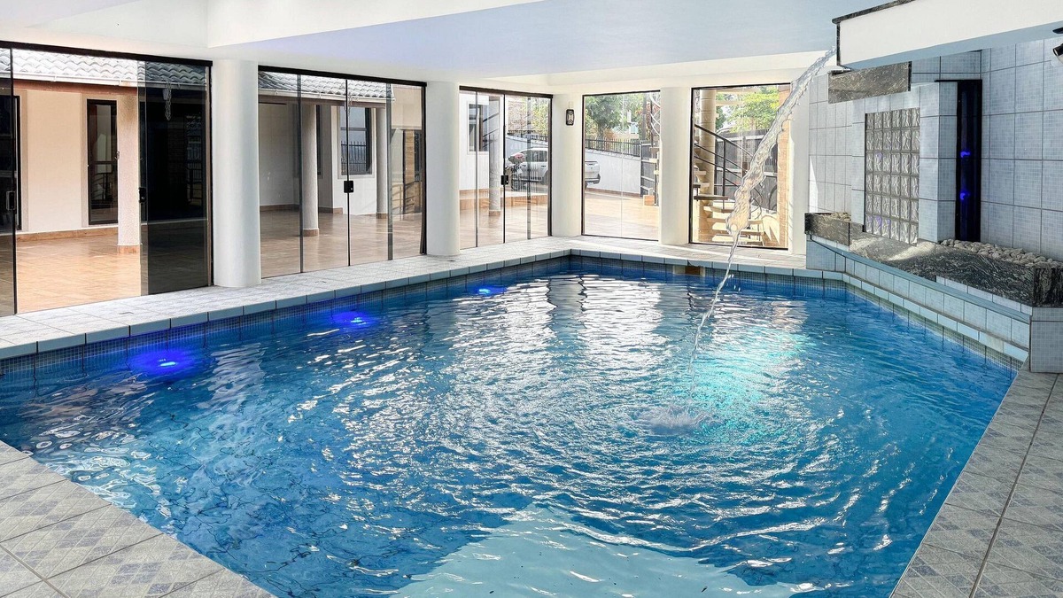 Palhoca House | Casa de Frente pro Mar com Piscina - PLH004