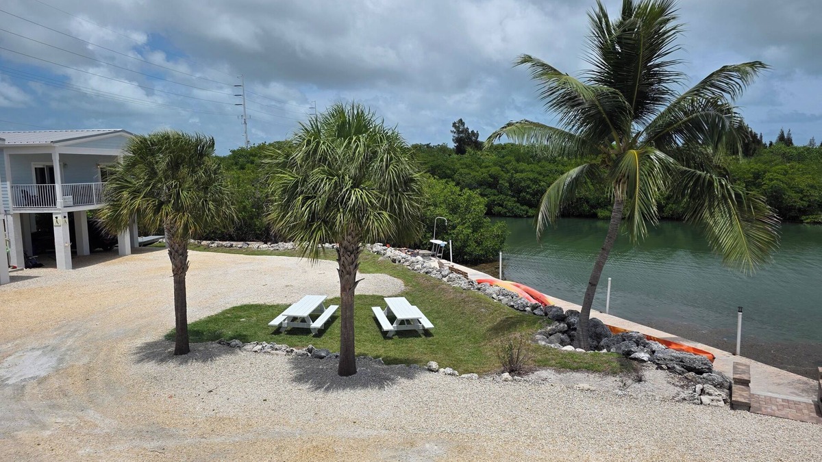 Marathon House | Casa De Grouper