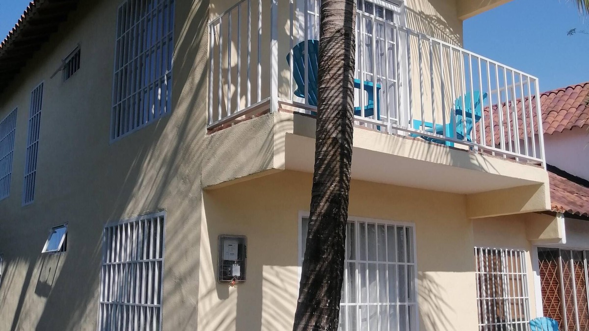Honda House | Casa de las Palmas, beautiful rustic colonial house, suitable for your pets.