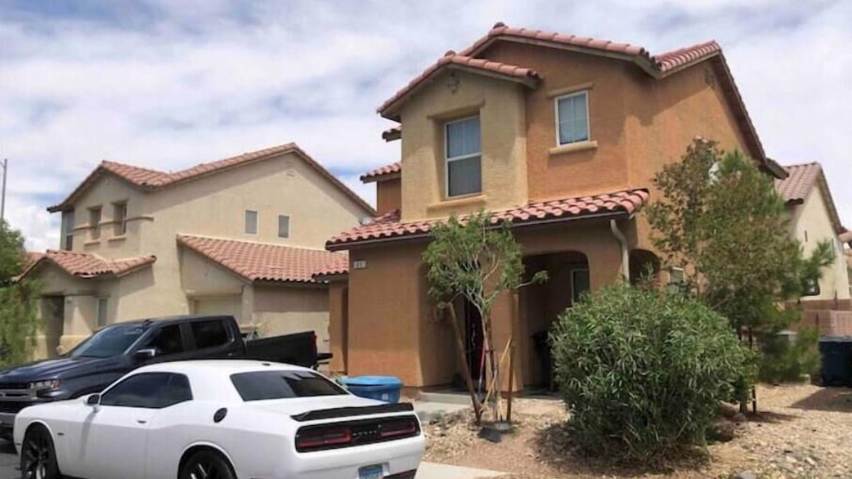 Henderson House | Casa de los Ramirez