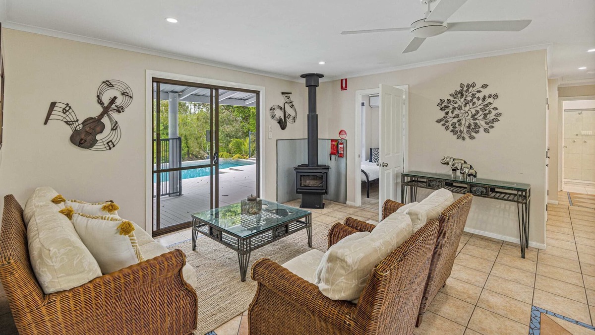 Witta House | Casa De Paz - Chill by the pool!