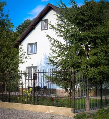 Campina Villa | Casa de pe rau