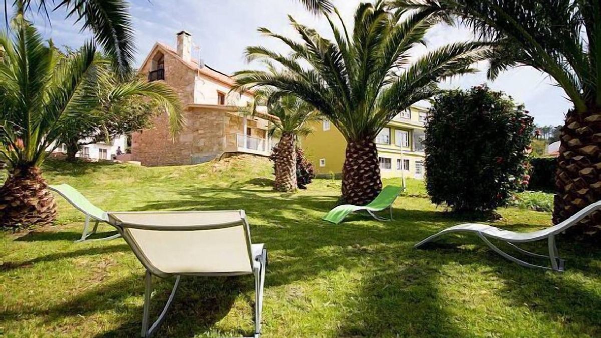 A Ameixenda Cottage | Casa de pedra o Carballal for 10 people