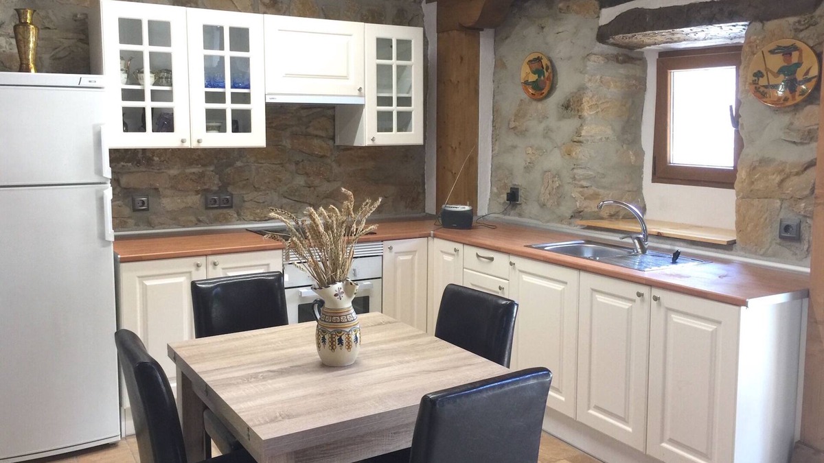 Valderredible Cottage | Casa de Piedra Encantadora