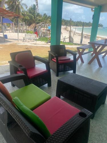San Luis House | CASA DE PLAYA ROCKY CAY BAY
